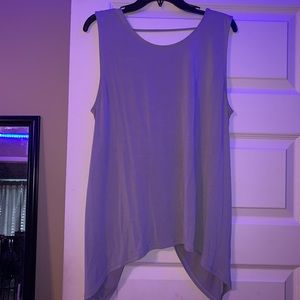 Cute gray tank top! Back is open